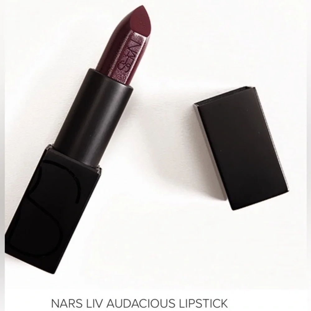 NARS Liv Audacious Lipstick — Deep Berry Plum